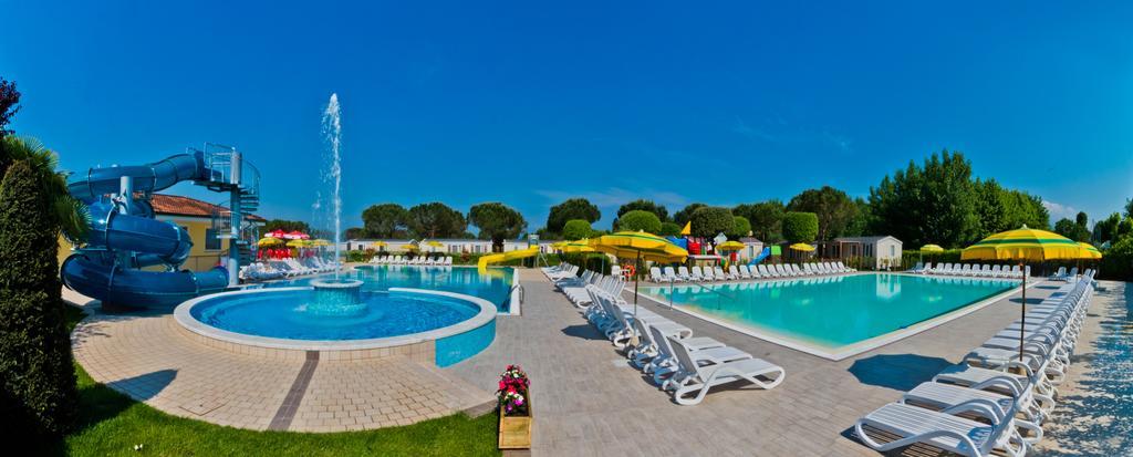 Le Palme Camping & Village Lazise Esterno foto